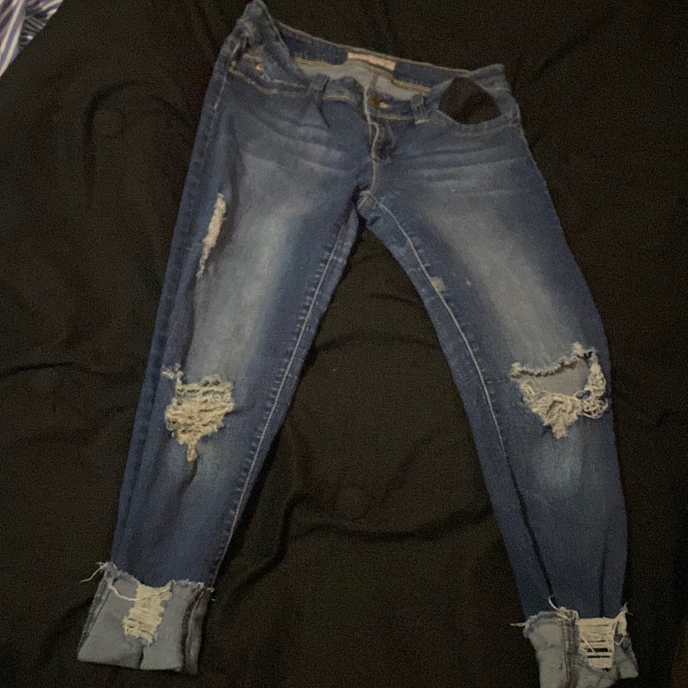 Distress Jeans